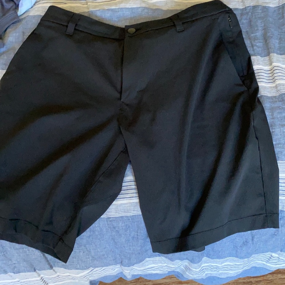 Lulu shorts. Like New. Hardly worn